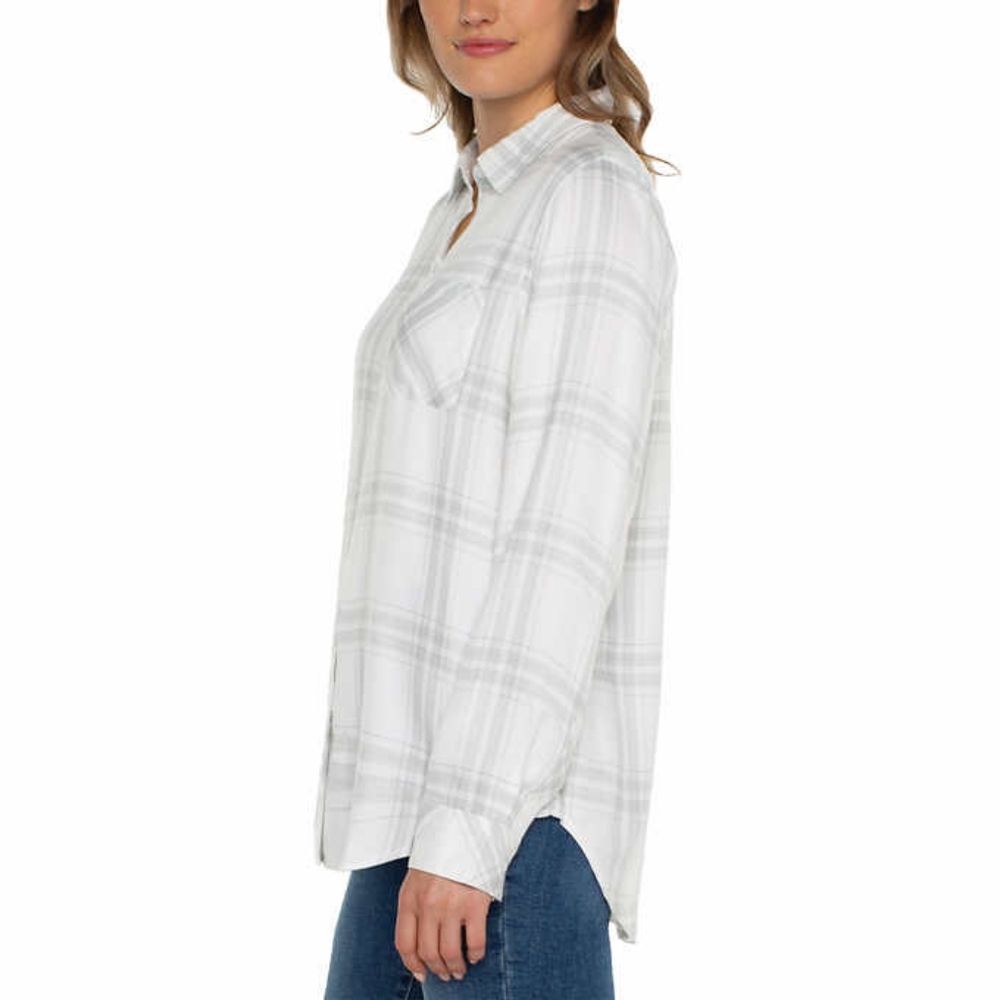 Well Worn Ladies' Button-Up Shirt